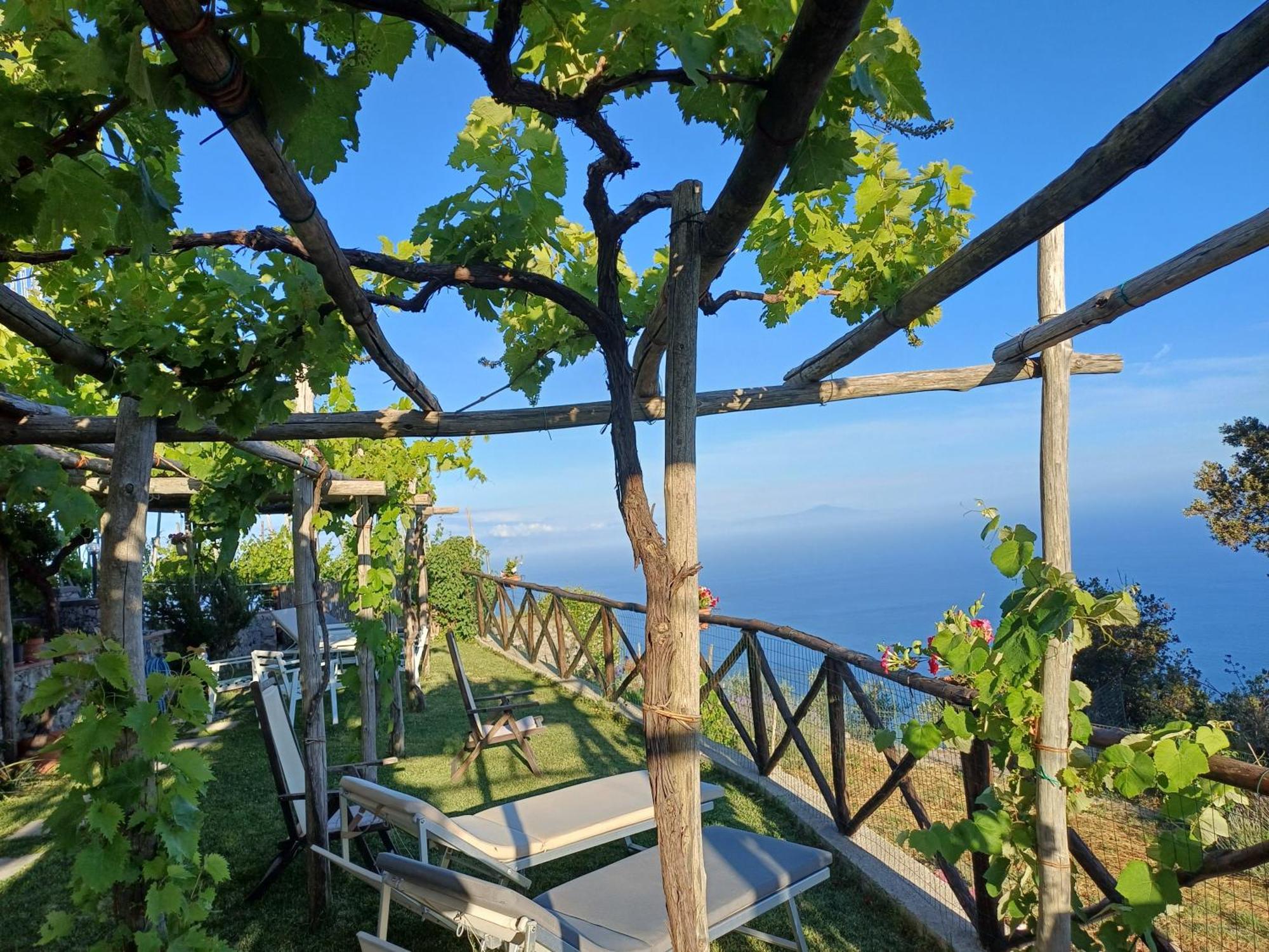 Residence Pizzo Corvo Furore Buitenkant foto