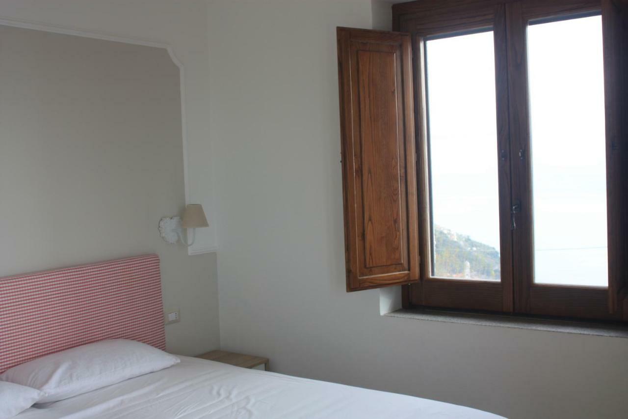 Residence Pizzo Corvo Furore Buitenkant foto